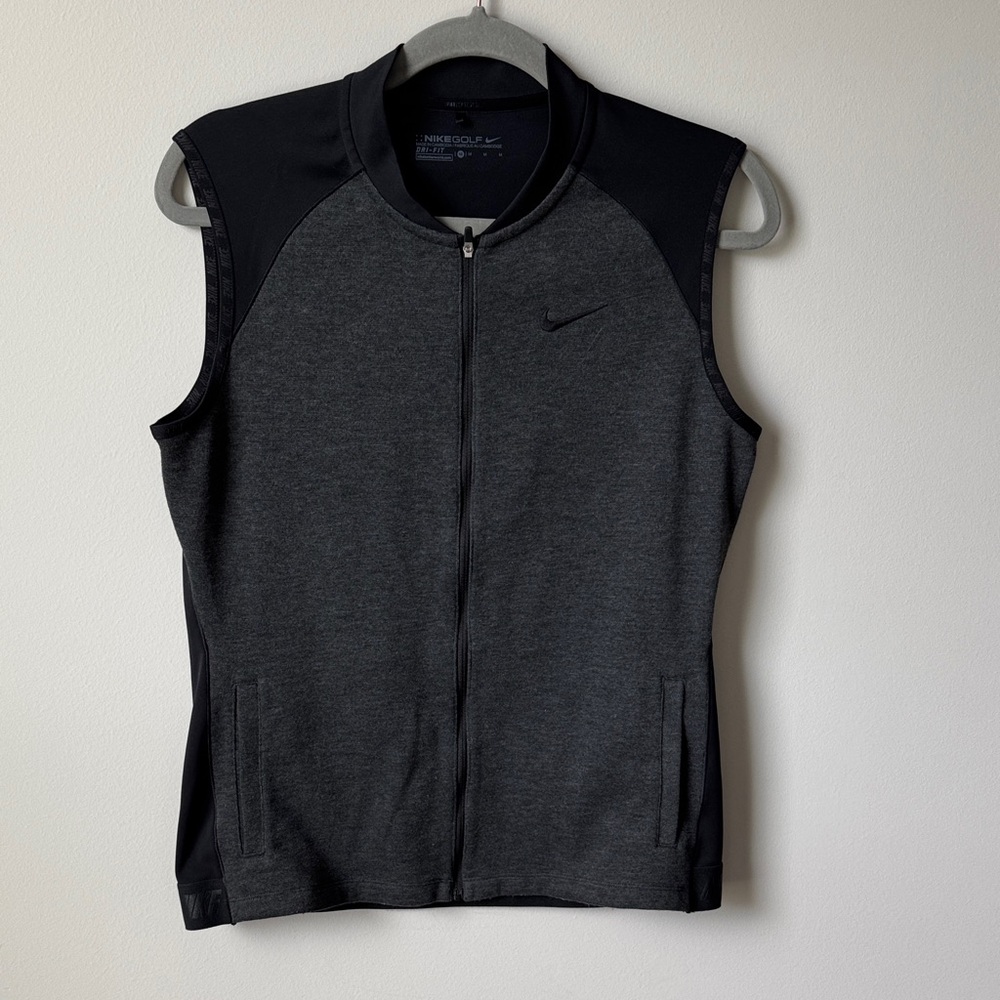 Women’s Nike Therma-FIT Full-Zip Golf Vest in Black & Gray size Medium
